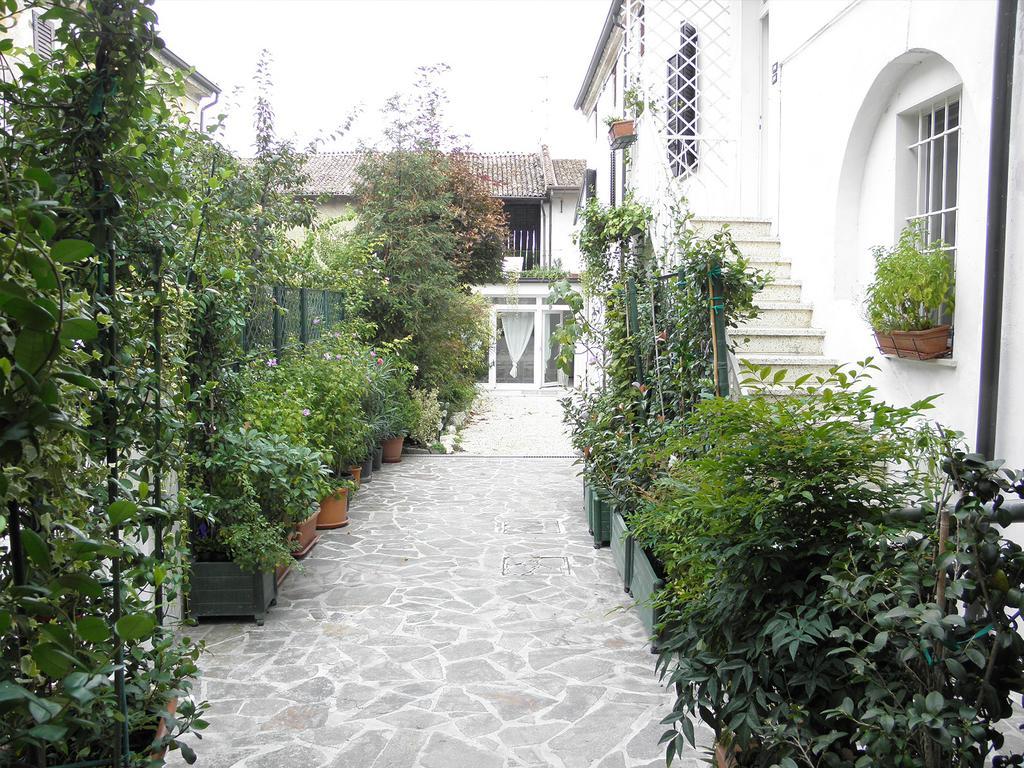 Canneto sull'Oglio Dimora & Arte B&B מראה חיצוני תמונה